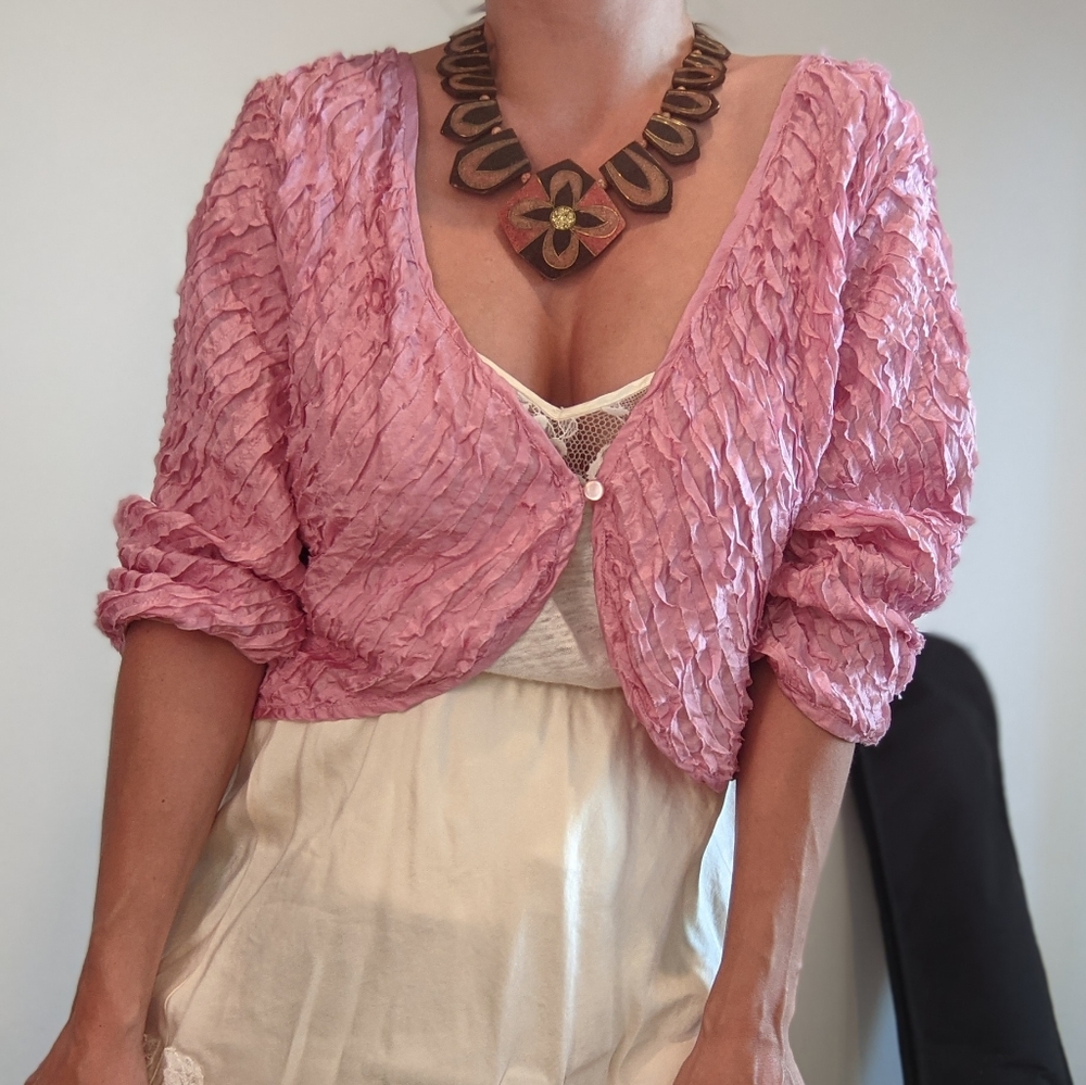 Vintage Textured Crepe Silk  Button Front Cropped Blazer